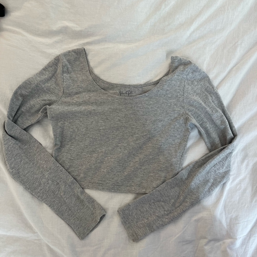 Brandy gray long sleeved
